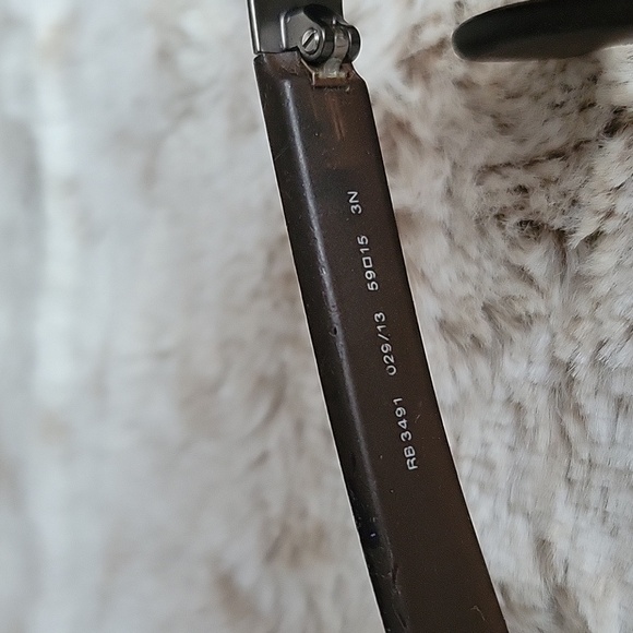 Ray-Ban Aviators - Picture 4 of 4